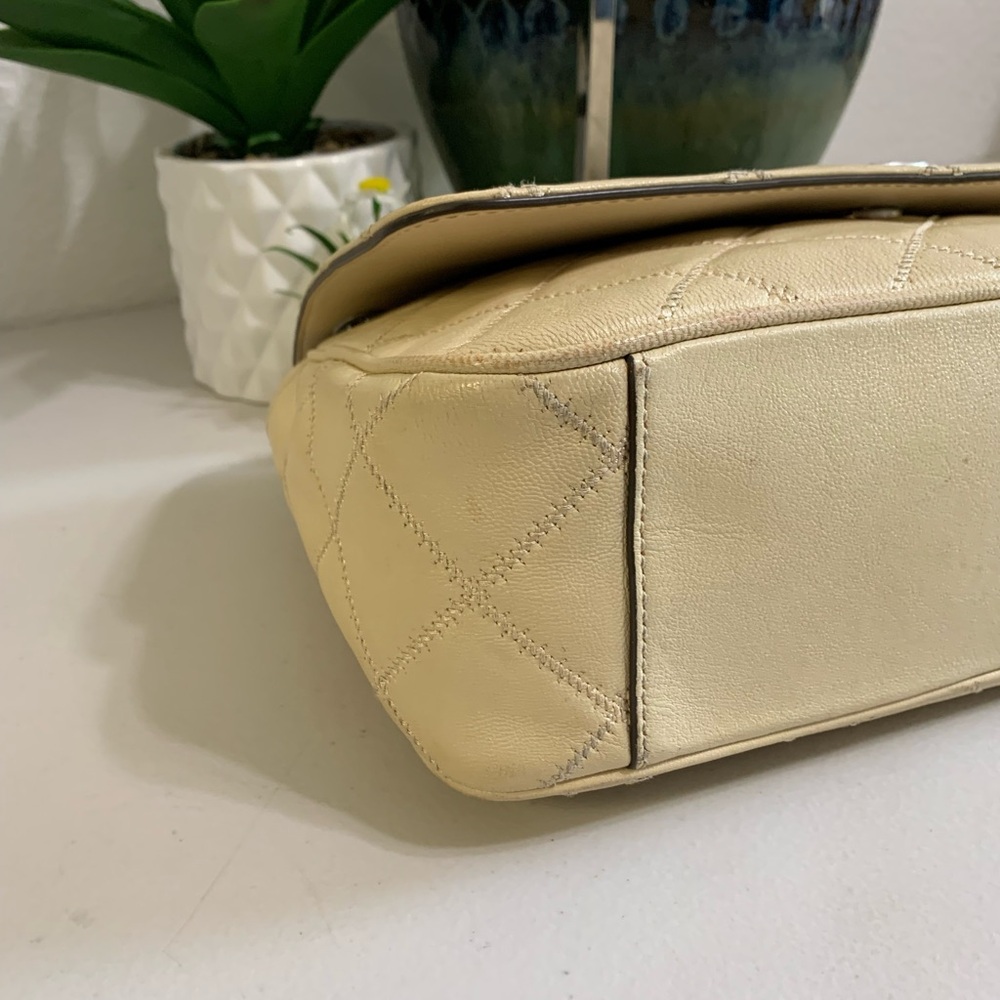 Tory Burch Cream Quilted Chain Bag - Picture 8 of 12